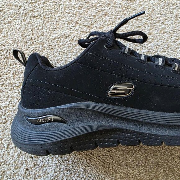 Women's Arch Fit 2.0 Sneaker - Size 8 LIKE NEW! - Picture 4 of 6